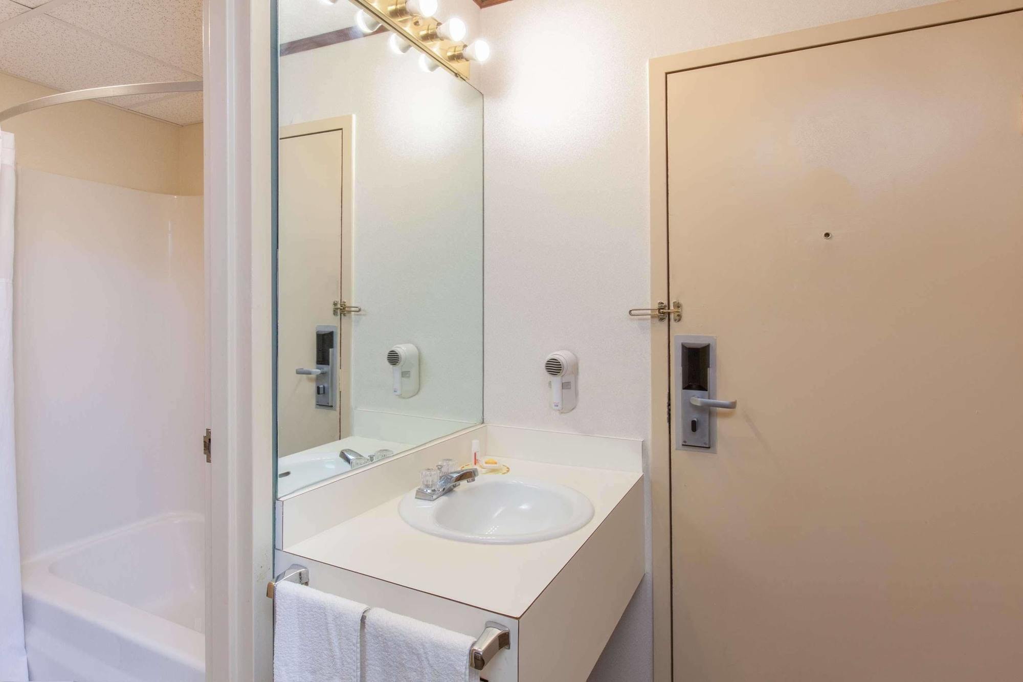 Schenectady Inn Zewnętrze zdjęcie